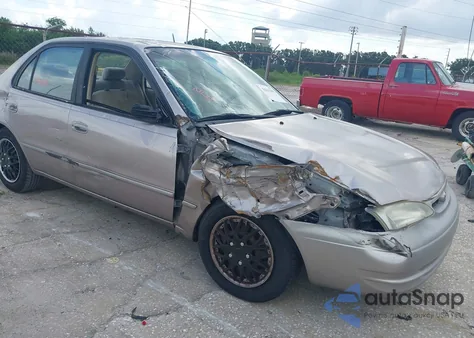 1998 Toyota Corolla Le from USA, damaged, VIN 2T1BR18E8WC023593